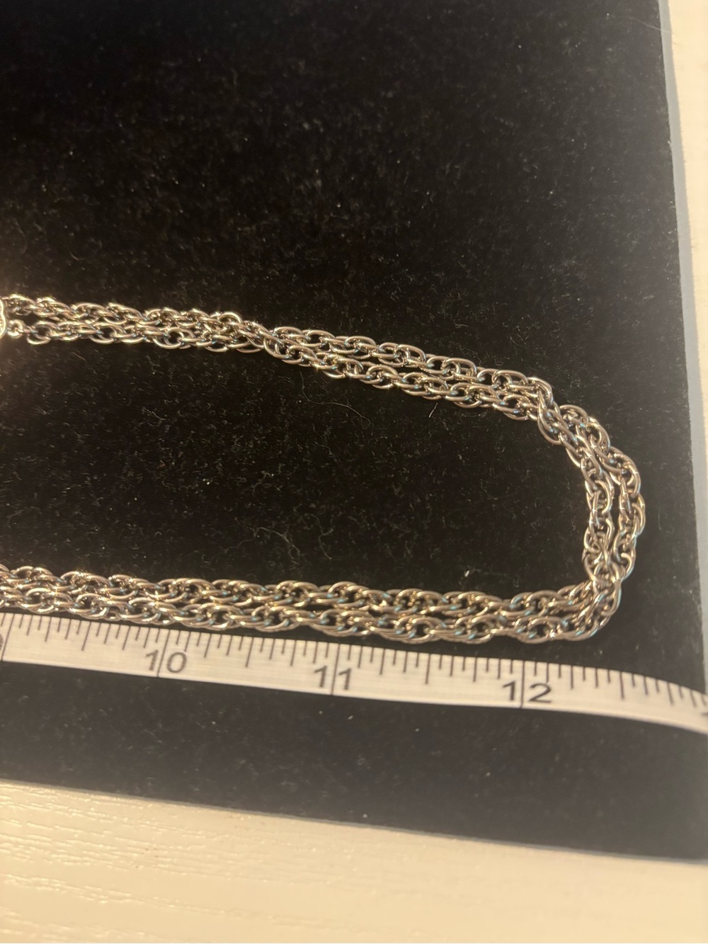 Silvertone long Rope Chain Necklace  No clasp